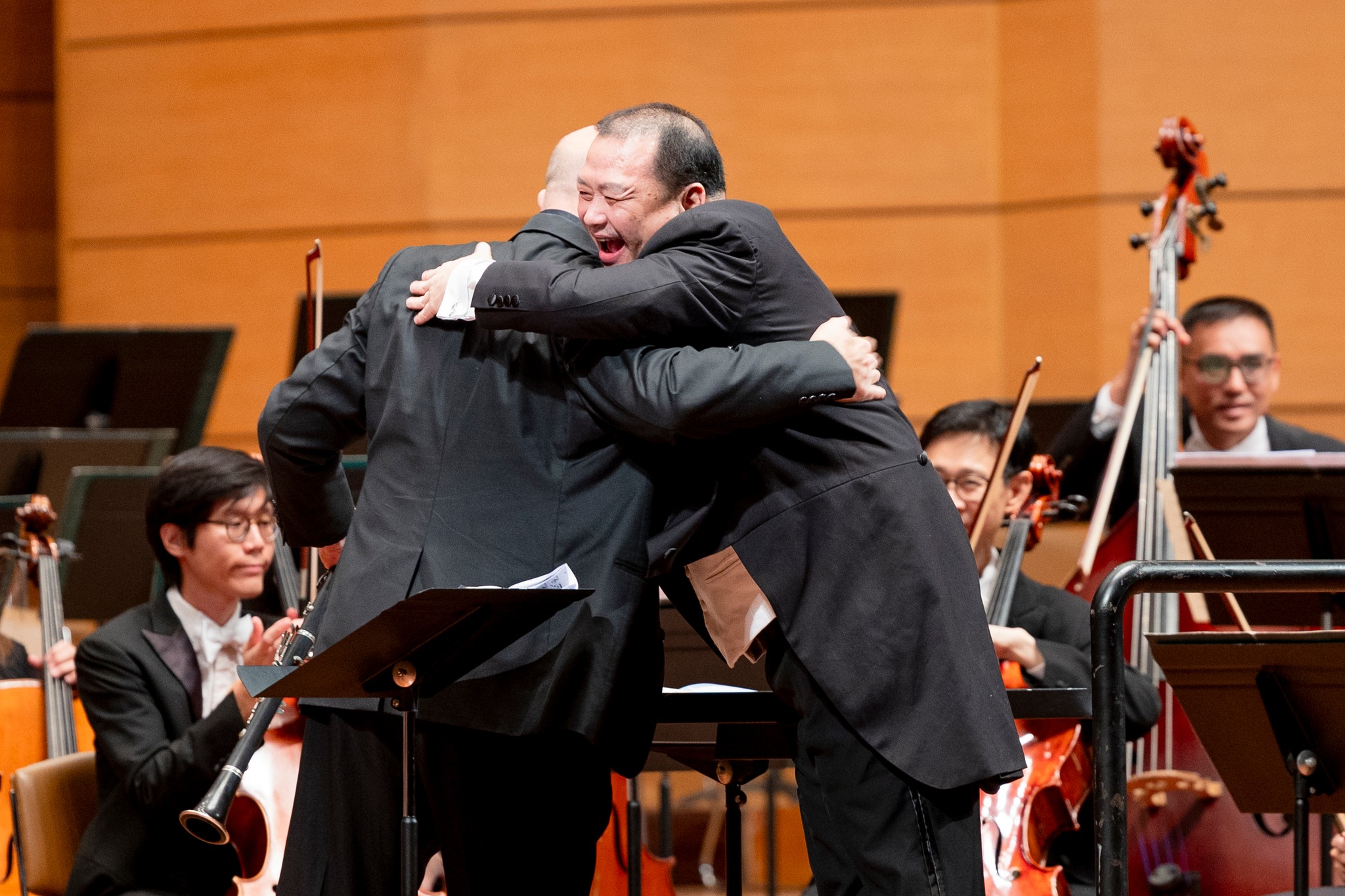 Andrew Simon plays Mozart’s Clarinet Concerto